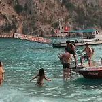 Butterfly Valley Seaside Glamping * オルデニズ