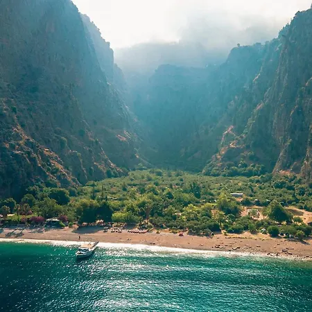 Tente de luxe Butterfly Valley Glamping