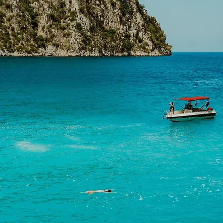 Butterfly Valley Seaside Glamping * Ölüdeniz