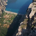 Butterfly Valley Seaside Glamping * Ölüdeniz