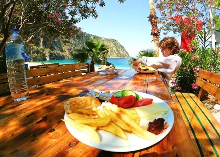 Роскошный шатер Butterfly Valley Seaside Glamping