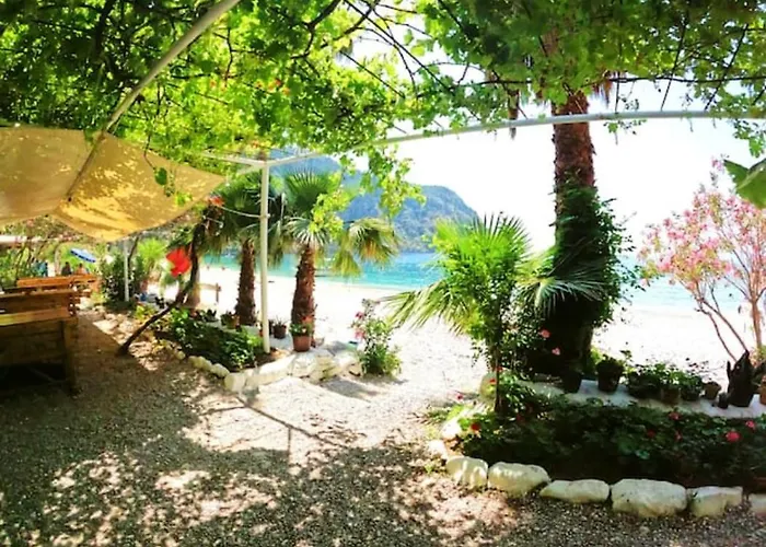 Роскошный шатер Butterfly Valley Seaside Glamping Олудениз