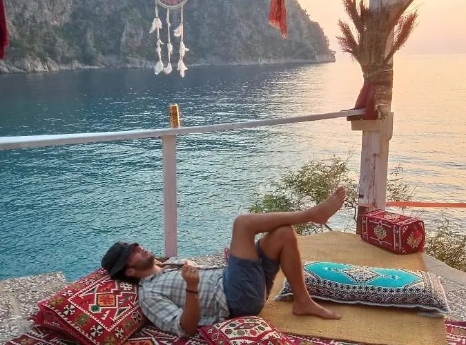 Роскошный шатер Butterfly Valley Seaside Glamping *
