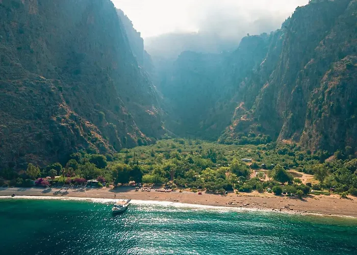 Роскошный шатер Butterfly Valley Seaside Glamping