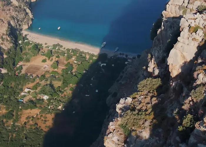 Butterfly Valley Seaside Glamping * Олудениз