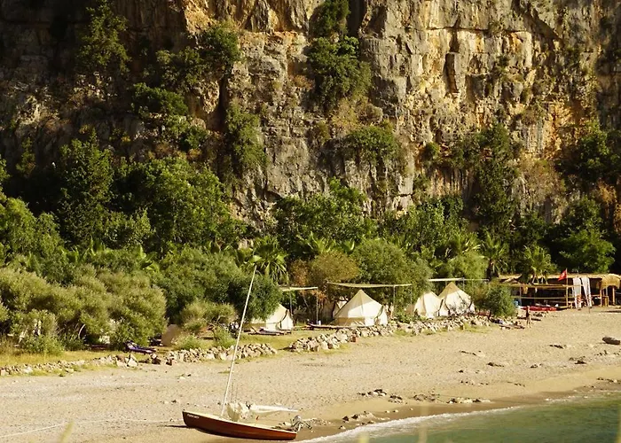 Butterfly Valley Seaside Glamping Роскошный шатер